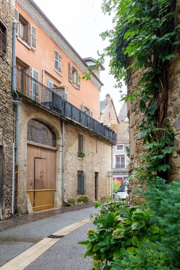 Appartamento Le Saint Jean Crémieu Esterno foto